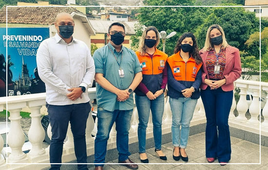 Sedec-RJ visita a defesa civil de Petrópolis