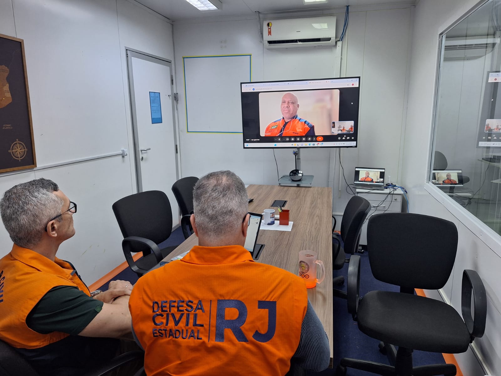 Defesa Civil RJ e REER-RJ fortalecem parceria para comunicação em emergências