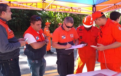 Defesa Civil Estadual comanda vistoria a muro de contenção em Mangaratiba